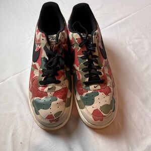 Men's Nike air Air Force ones camo, size 9